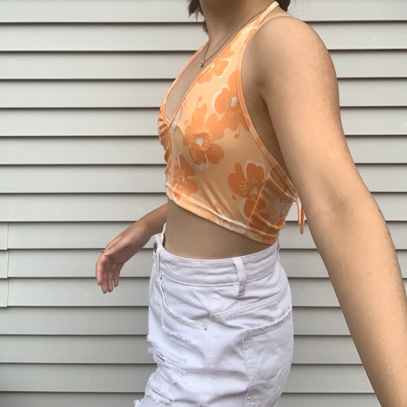 Hawaiian floral print orange tie back top - Picture 4 of 5